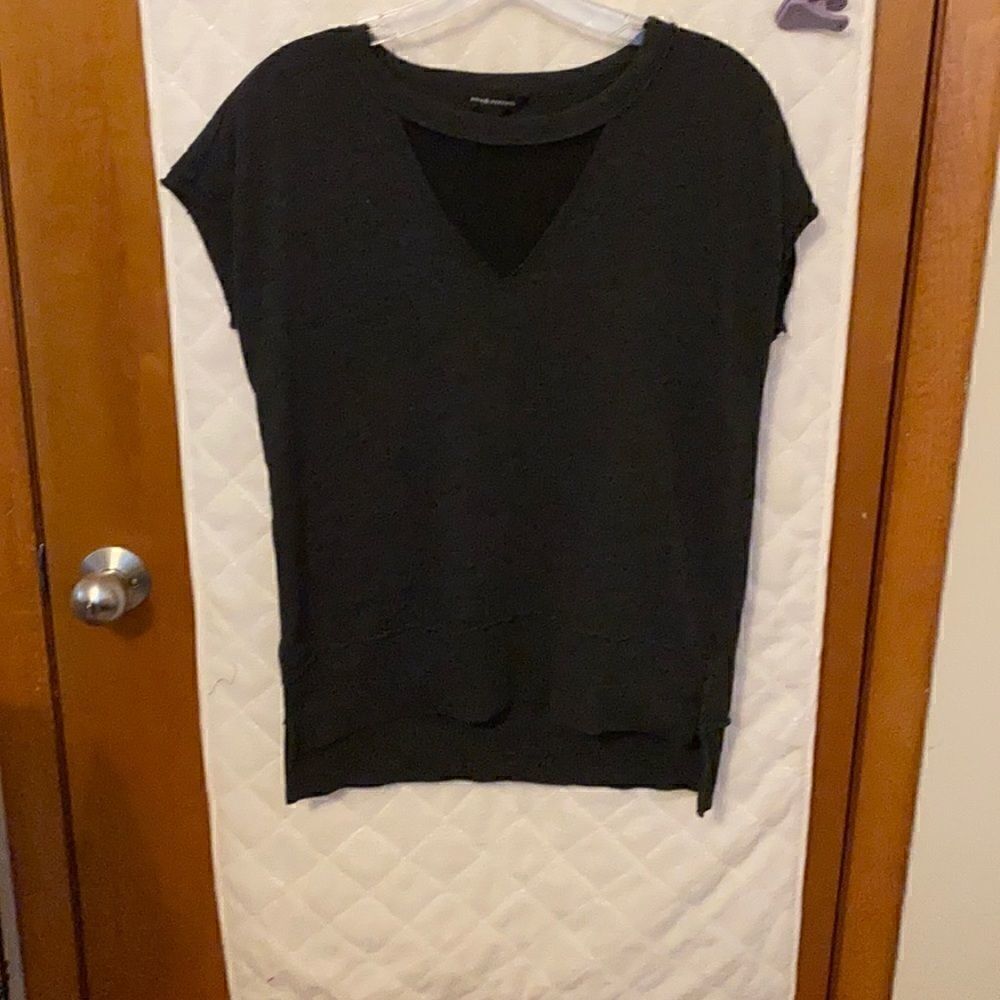 Short sleeved sweat shirt with shear inset at chest